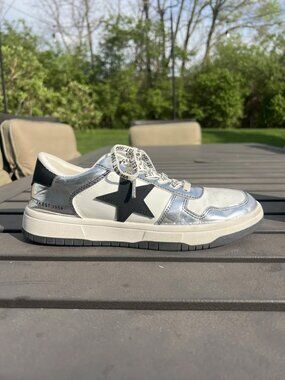 Vintage Havana Silver Star Low Top Sneaker Platform Size 8.5